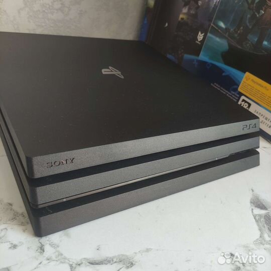 Sony PS4 PRO 1TB (4 игры)