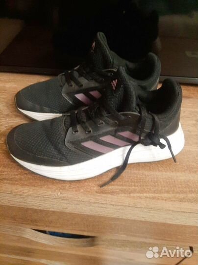 Кроссовки женские adidas