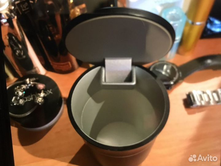 Автомобильная пепельница