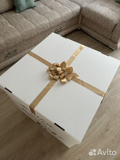 Коробка для гендер пати с лентой