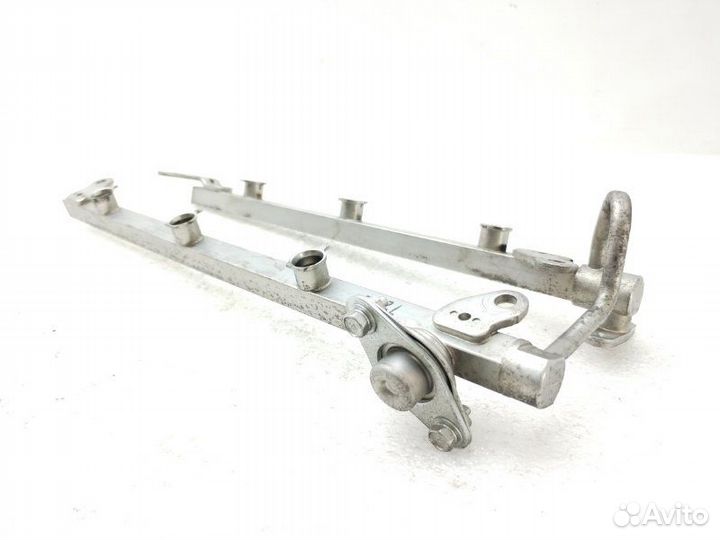 Топливная рейка (рампа) Nissan Skyline V36 2.5