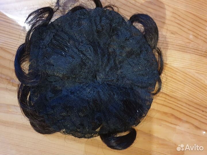 Волосы на заколках искусственные