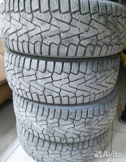 Pirelli Ice Zero 225/60 R17