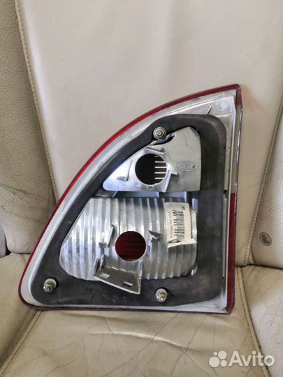 Фонарь внутр.зад.левый Ford Galaxy 2000-2006
