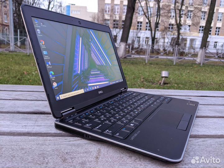 Ультрабук Dell Latitude e7240 на i5 и SSD