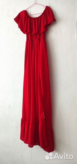 Красное платье в пол
