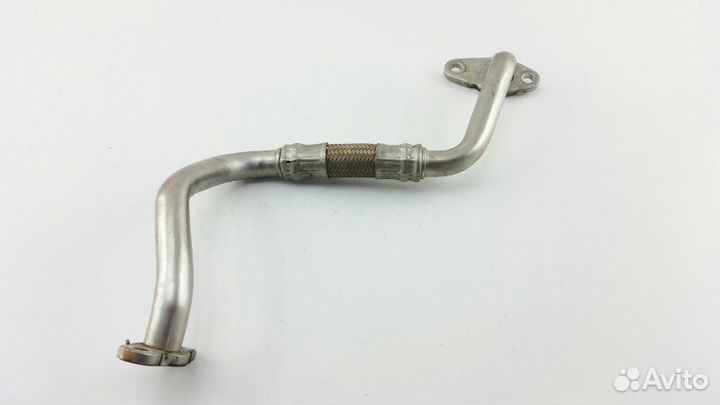 Трубка турбины масляная Audi A3 8P caxc 2010