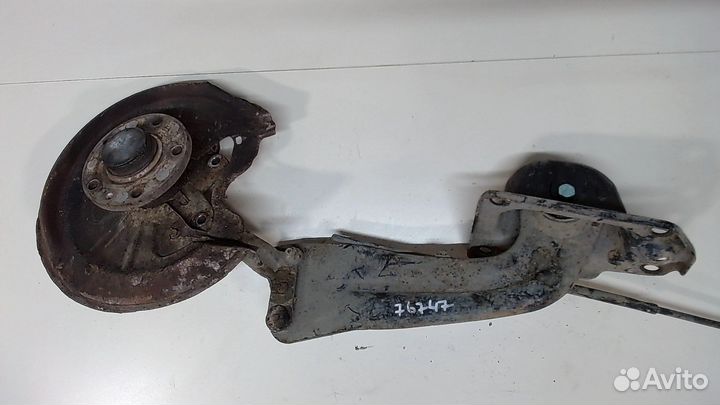 Ступица (кулак, цапфа) Volkswagen Touran, 2004