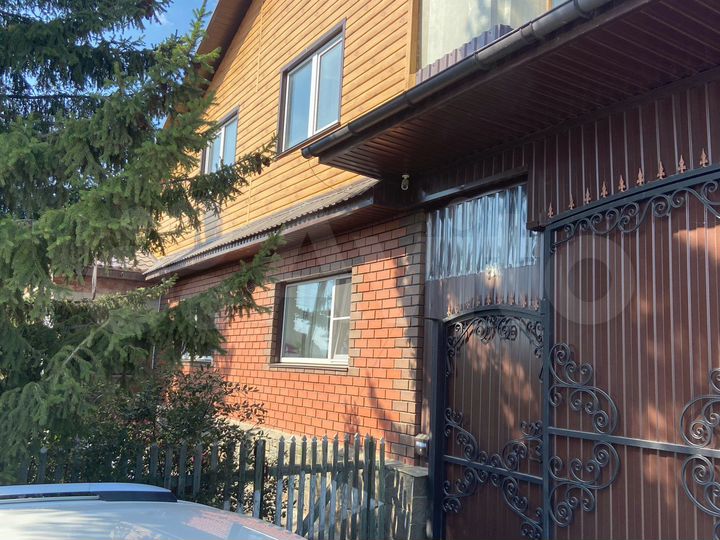 Дом 120 м² на участке 8,3 сот.