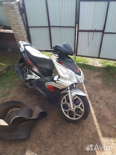 Продам скутер