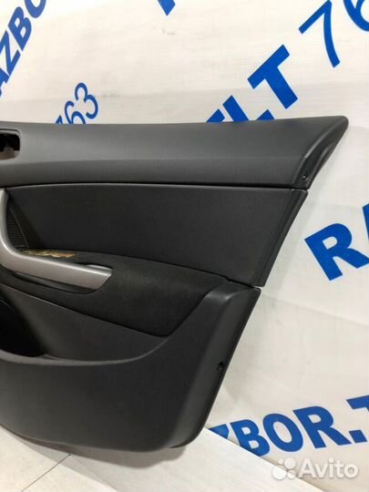 Обшивка двери передняя правая peugeot 308 1.6 ат х