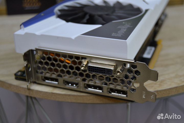 Palit GameRock GTX1080 8Gb gddr5X