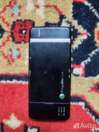 Телефон Sony Ericsson C902