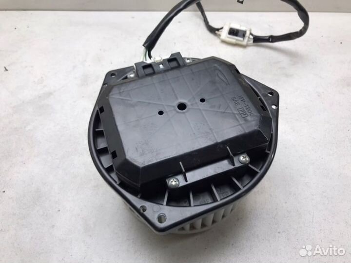 Моторчик печки (вентилятор) Infinity Qx80 Z62 2015