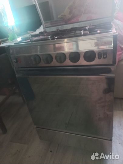 Продам электро - газовую плиту