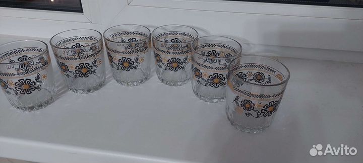 Стаканы и бокалы