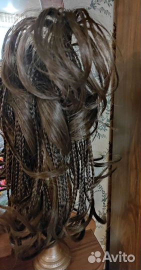 Хвост шиньон на крабе