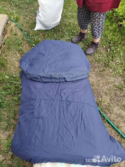 Спальный мешок внутри из шерсти