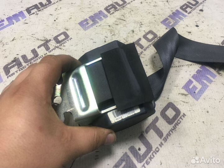 Ремень безопасности задний Рено Меган 2