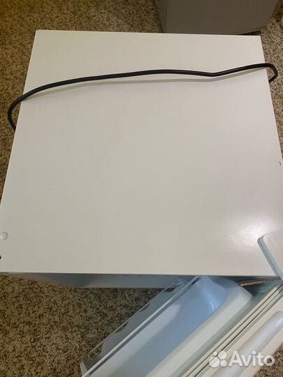 Минихолодильник с морозильной бу