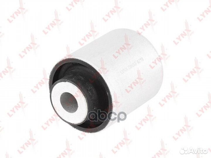 Сайлентблок рычага подвески перед прав/лев C8