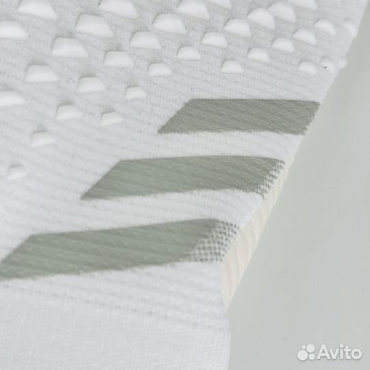 Вратарские перчатки adidas