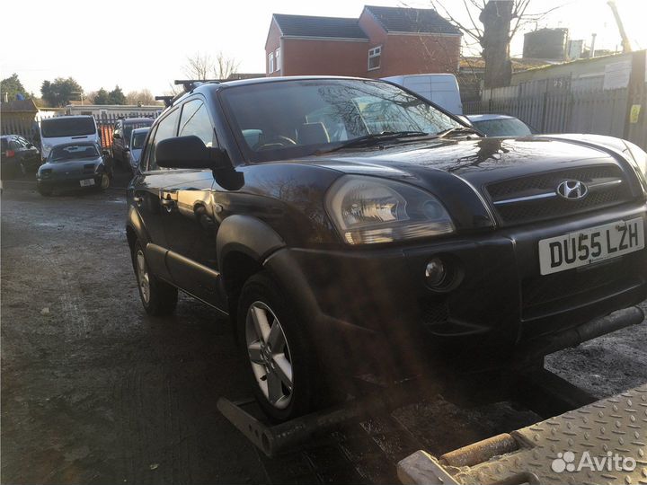 Разбор на запчасти Hyundai Tucson 1