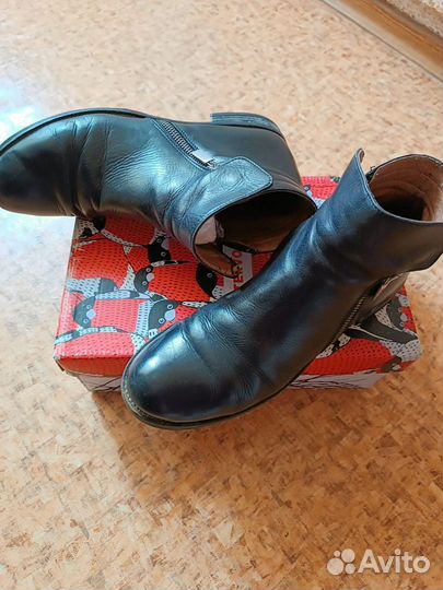 Ботинки демисезонные женские