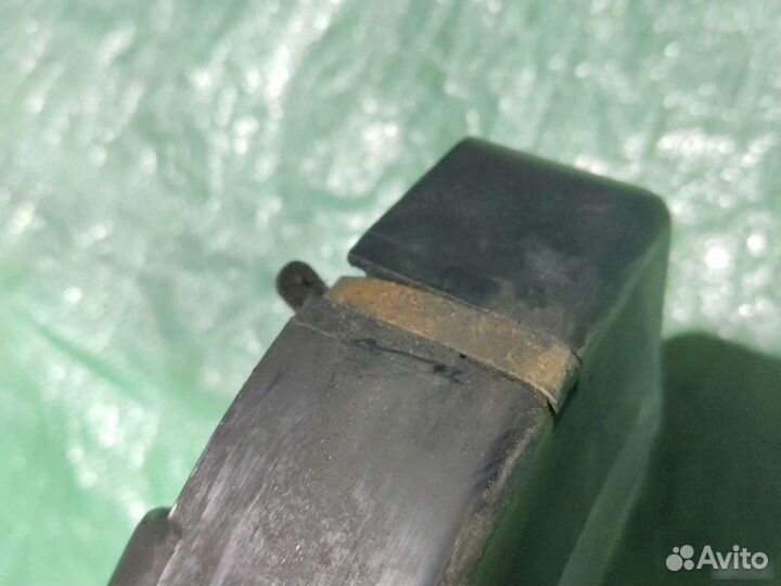 Крышка ремня грм Volkswagen Passat B4 2.0L 1996