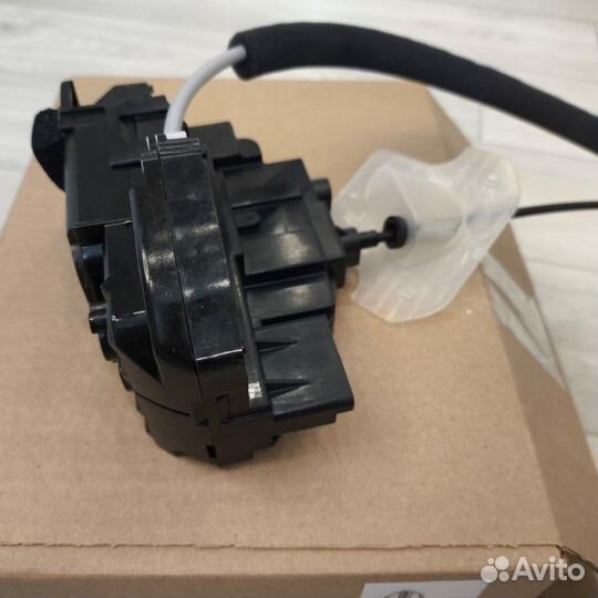Замок передней двери Nissan Qashqai J10