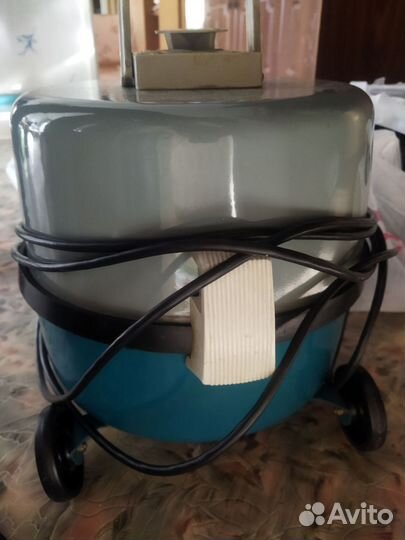 Пылесос СССР