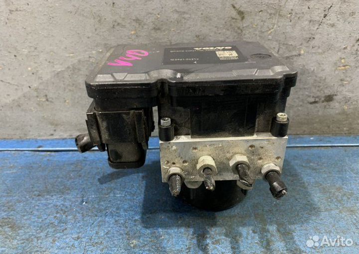 Блок ABS Volvo V40 MV