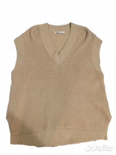 Жилет вязаный