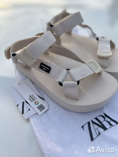 Новые сандалии босоножки Zara 31