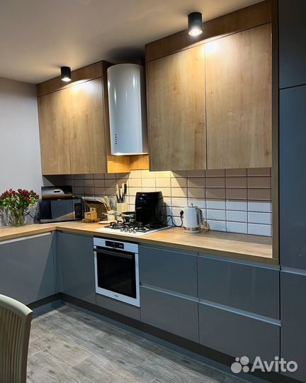 Кухня новая