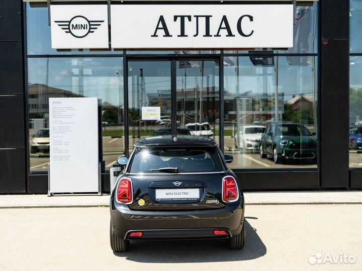 MINI Cooper SE 184 л.с. AT, 2023