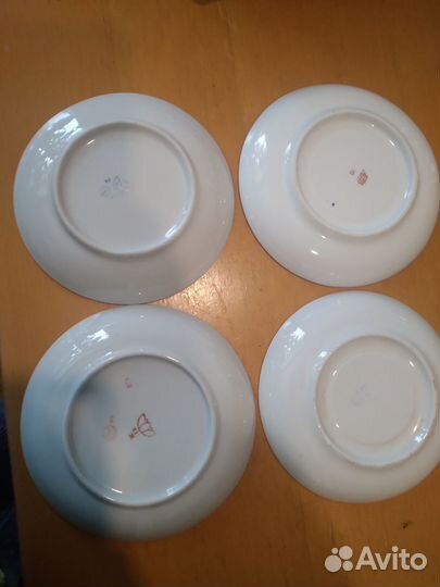 Тарелки блюдца