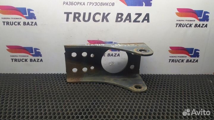 Кронштейн амортизатора заднего