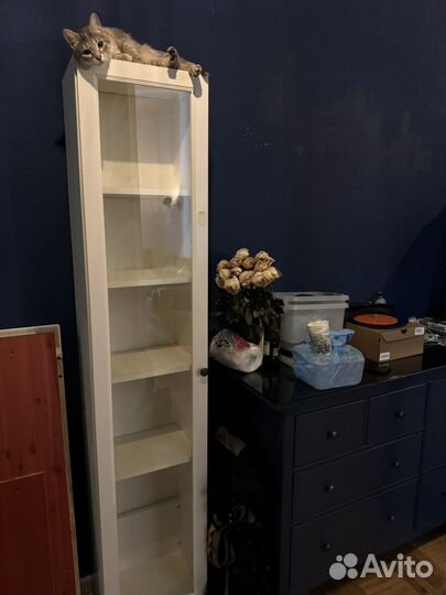 Шкаф витрина IKEA hemnes
