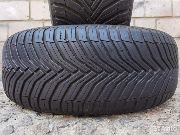 Michelin CrossClimate 2 215/55 R17 98W