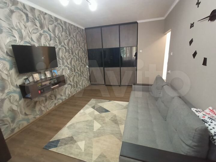 1-к. квартира, 31,8 м², 1/10 эт.