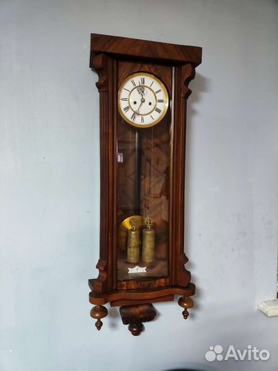 Старинные жильные настенные часы Gustav Becker