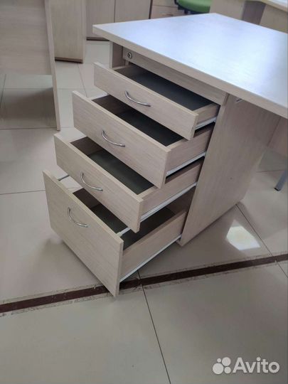 Комплект мебели, стол, тумба
