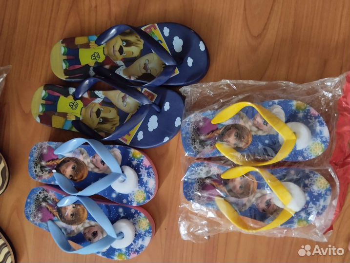 Шлепанцы женские