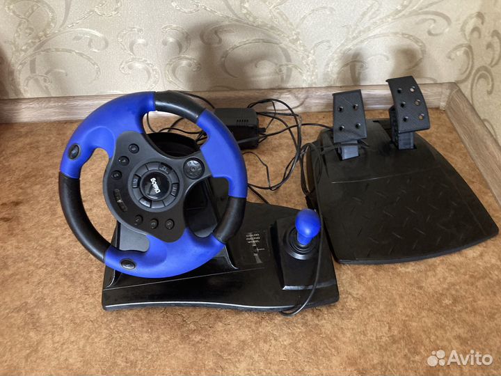 Игровой руль с педалями для пк