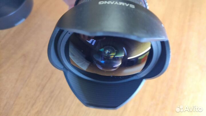 Объектив Samyang 8mm Sony A