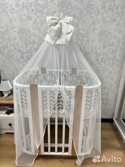 Балдахин с держателем и бортики в кровать