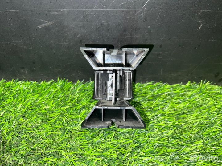 Подстаканник Lexus Gs430 UZS190 3uzfe 2005