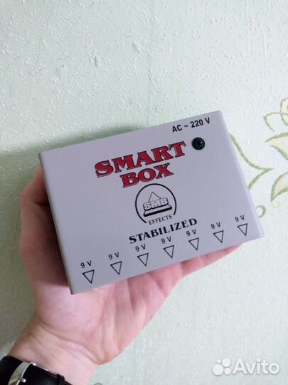 Блок питания для гитарных педалей SMB SMART Box