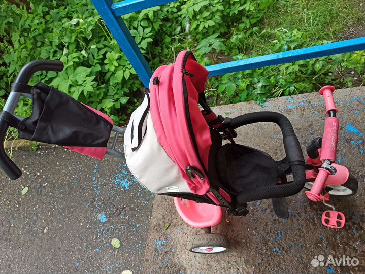 Трехколесный велосипед с ручкой